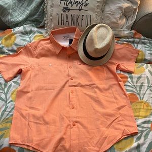 NWT!! Adventure awaits with sunguard.UPF 20 Sun Protection. Nice shirt!